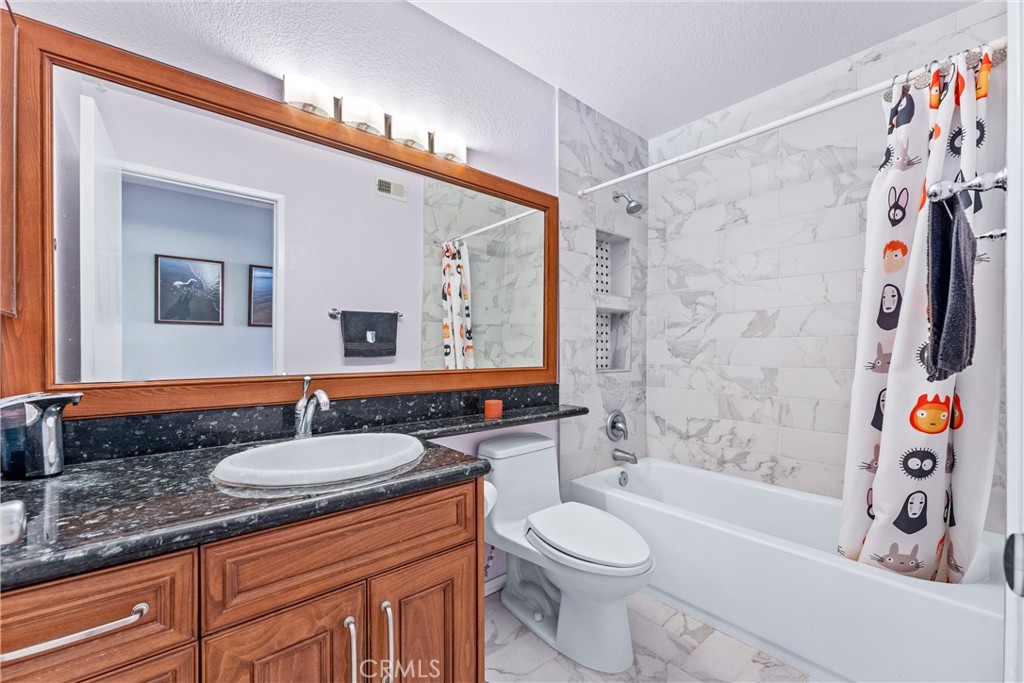 19110 Beachcrest Lane E, Huntington Beach CA 92646 - photo 36