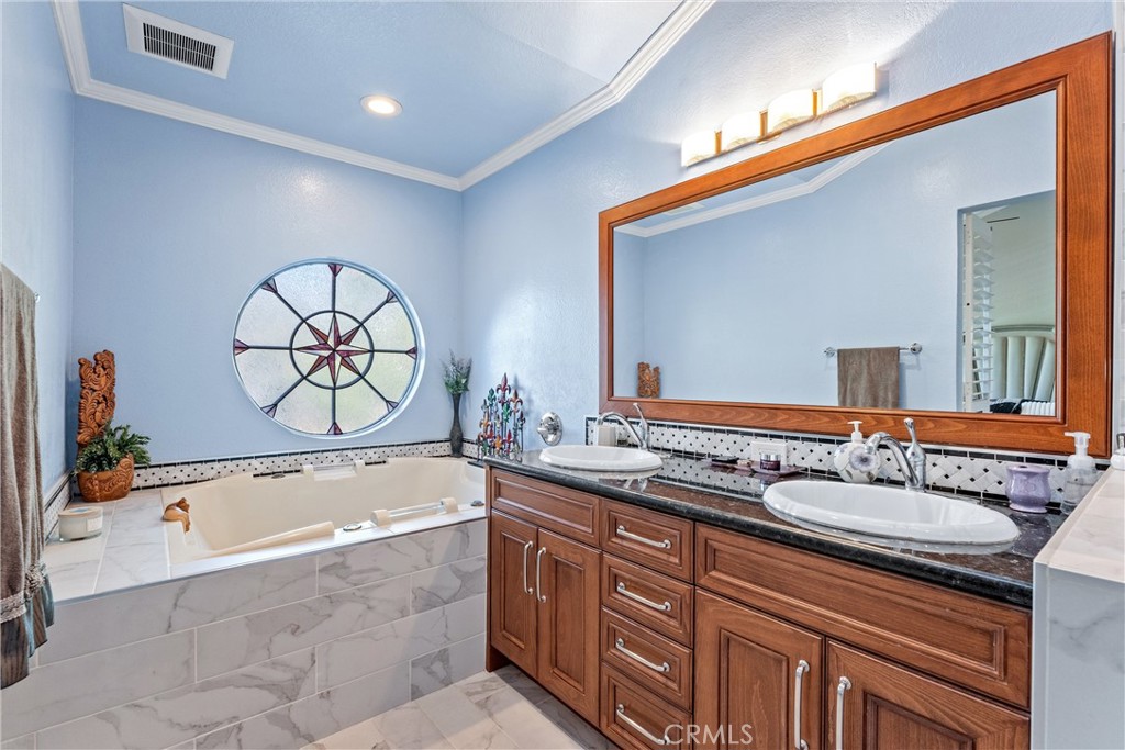 19110 Beachcrest Lane E, Huntington Beach CA 92646 - photo 41