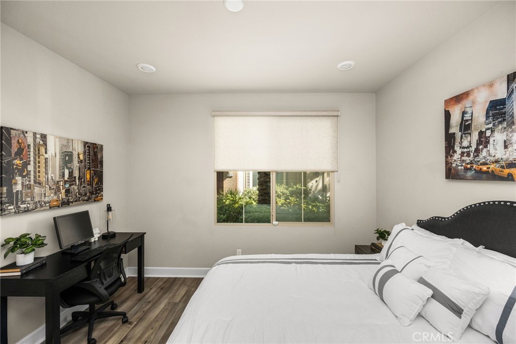 19114 Azul, Huntington Beach CA 92648 - photo 5