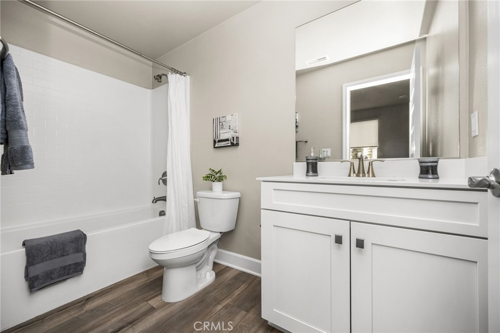 First floor Bath - 19114 Azul, Huntington Beach CA 92648 - photo 7