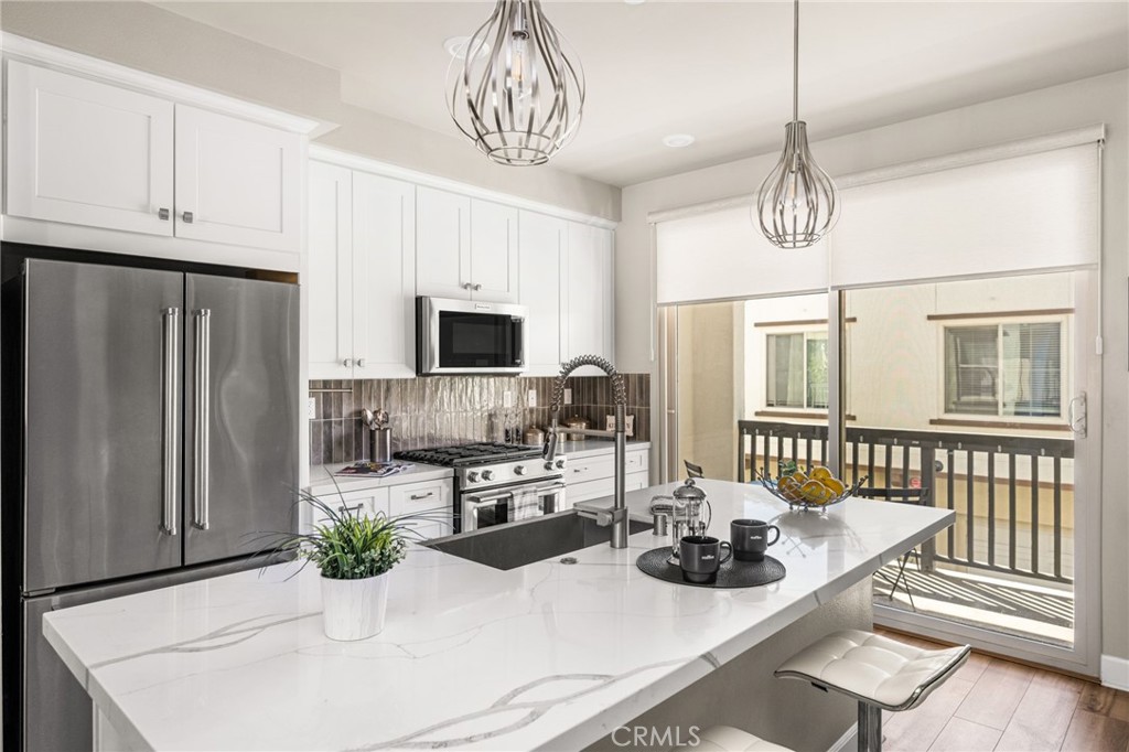 19114 Azul, Huntington Beach CA 92648 - photo 23