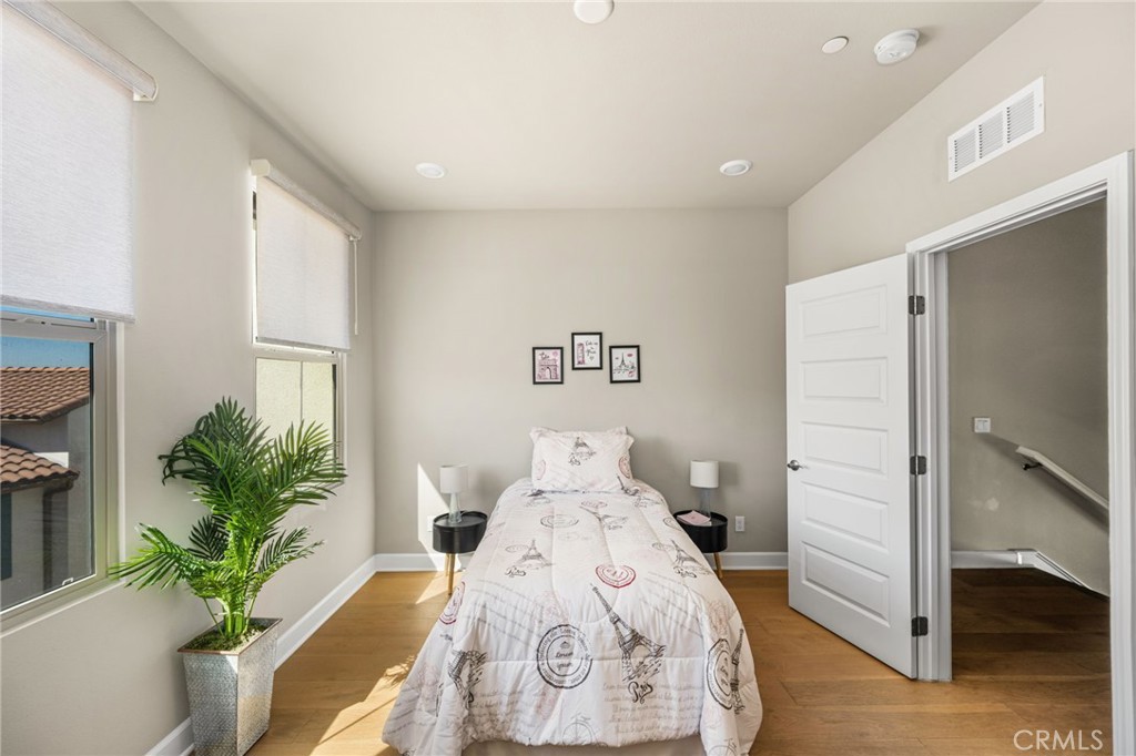 19114 Azul, Huntington Beach CA 92648 - photo 32