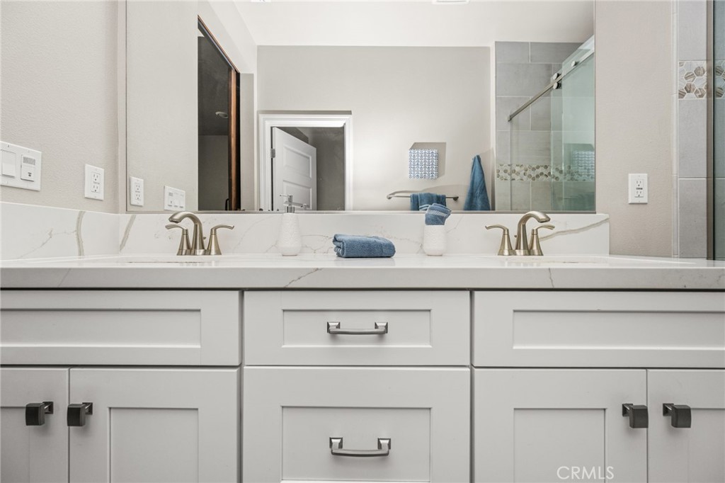 19114 Azul, Huntington Beach CA 92648 - photo 43