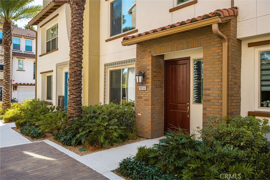 19114 Azul, Huntington Beach CA 92648 - photo 49