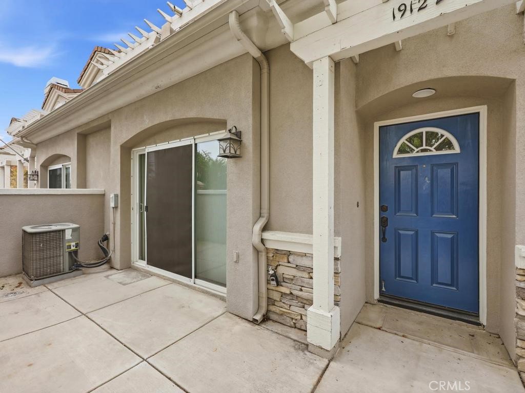 19122 Cole Lane, Huntington Beach CA 92648 - photo 1