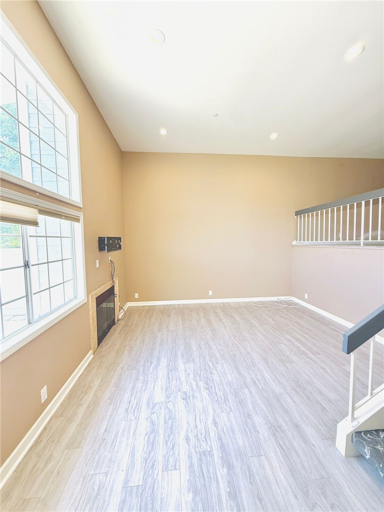 19130 Beachcrest Lane C, Huntington Beach CA 92646 - photo 3