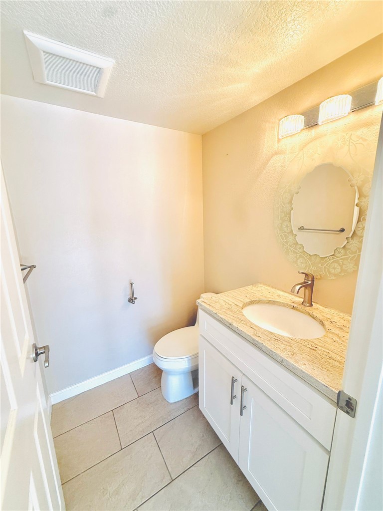 19130 Beachcrest Lane C, Huntington Beach CA 92646 - photo 5