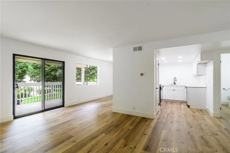 19132 Shoreline Lane 8, Huntington Beach, CA 92648