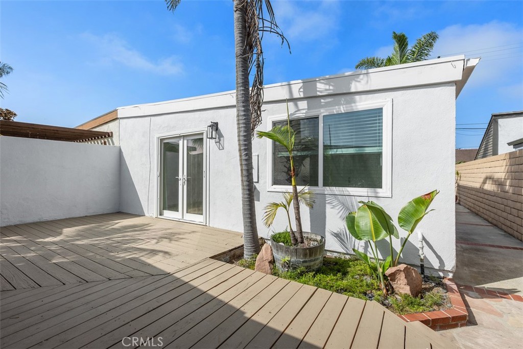 Deck - 1916 Delaware, Huntington Beach CA 92648 - photo 20