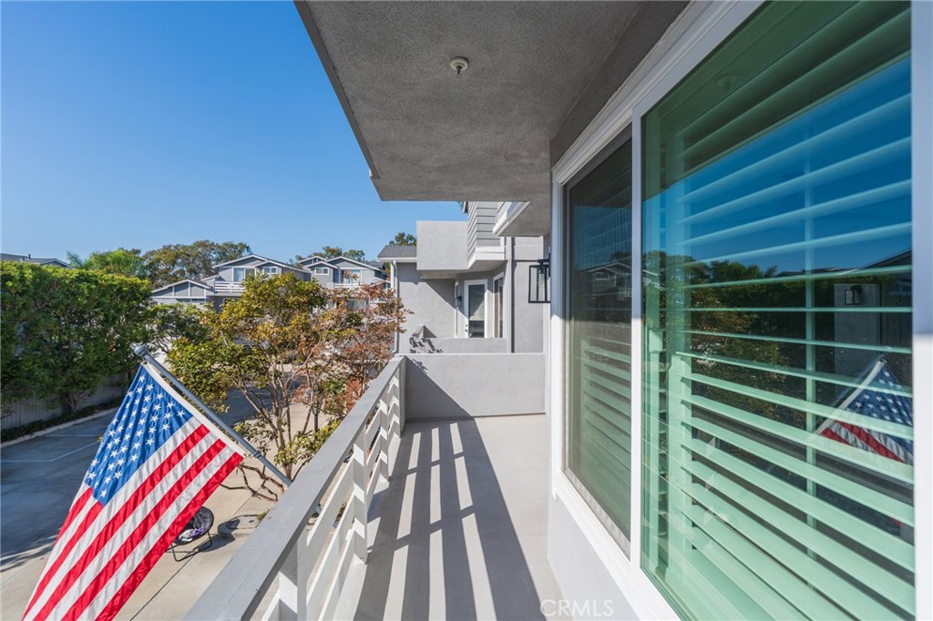 19162 Holly, Huntington Beach CA 92648 - photo 8