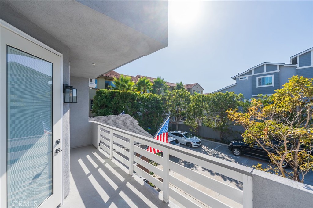 19162 Holly, Huntington Beach CA 92648 - photo 9