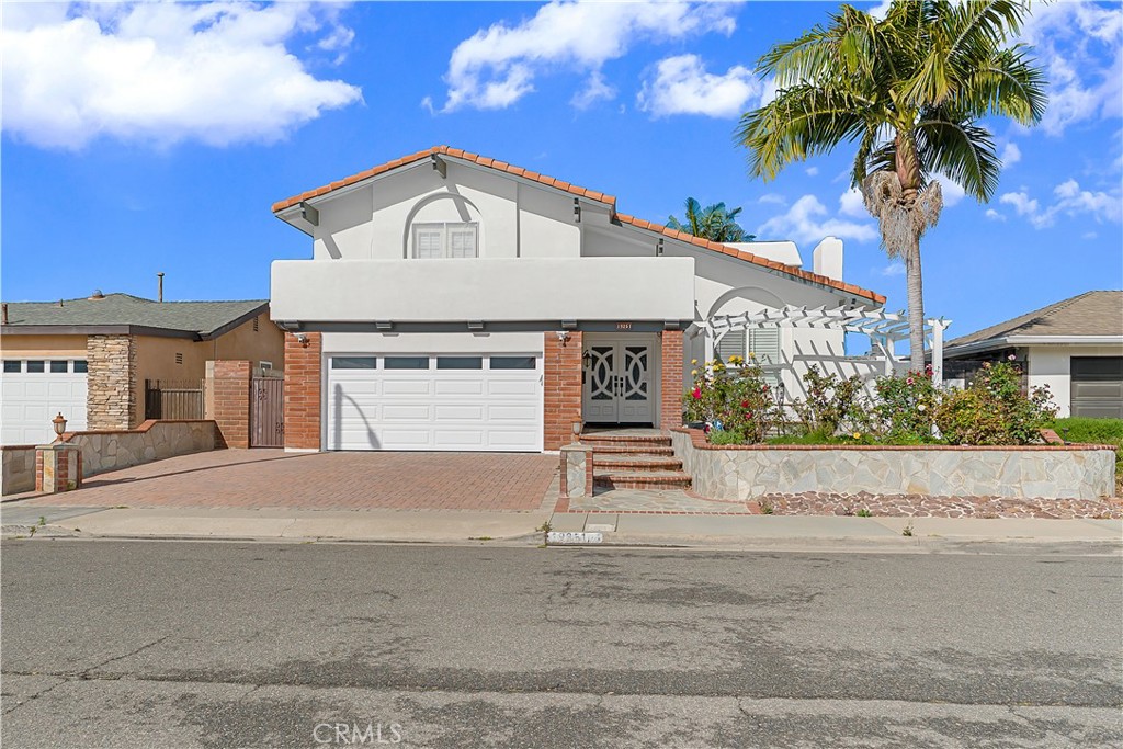 19251 Worchester Lane, Huntington Beach CA 92646 - photo 1
