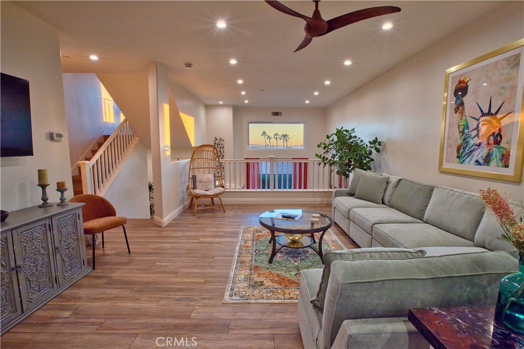 19261 SURFVIEW Drive, Huntington Beach CA 92648 - photo 14