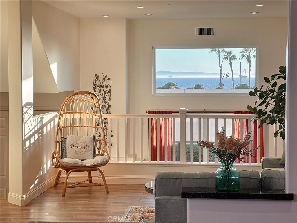 19261 SURFVIEW Drive, Huntington Beach CA 92648 - photo 15