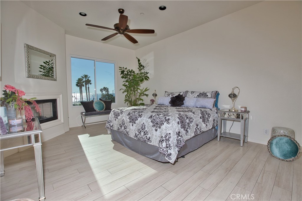 19261 SURFVIEW Drive, Huntington Beach CA 92648 - photo 34
