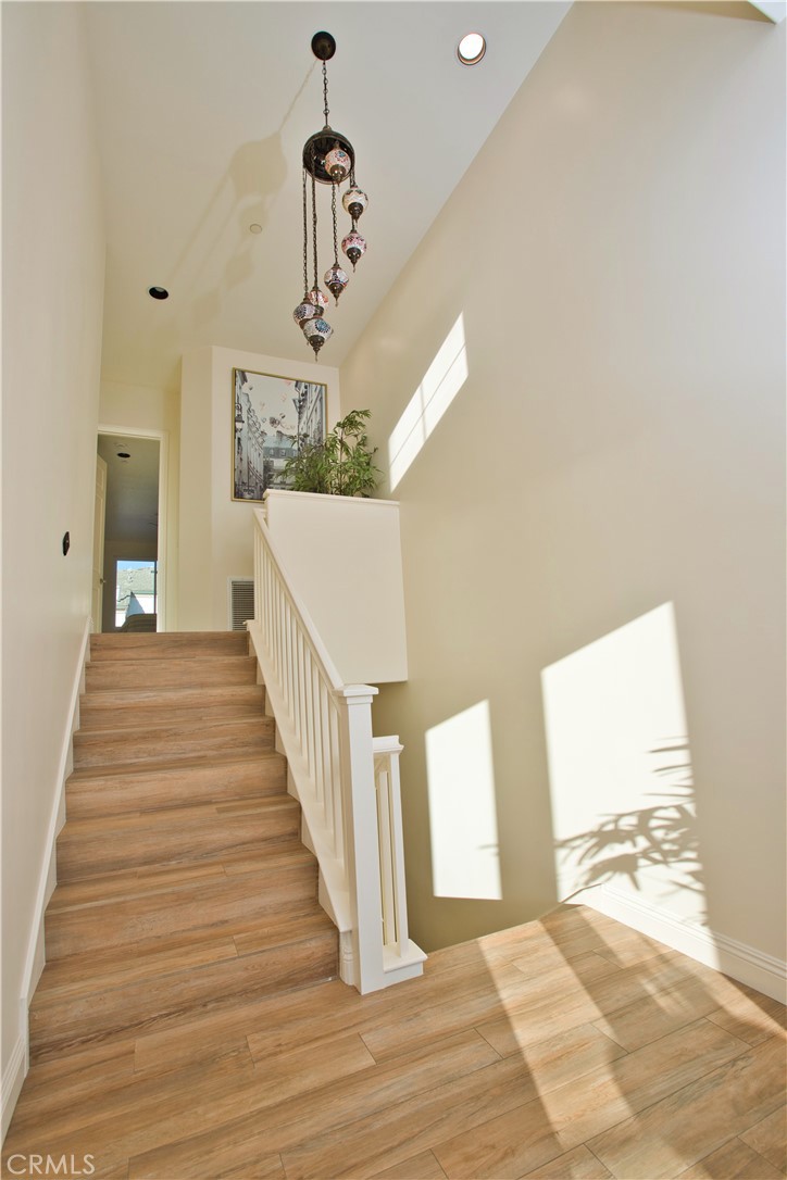 19261 SURFVIEW Drive, Huntington Beach CA 92648 - photo 32