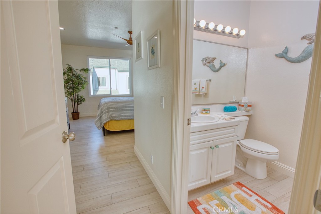 19261 SURFVIEW Drive, Huntington Beach CA 92648 - photo 40