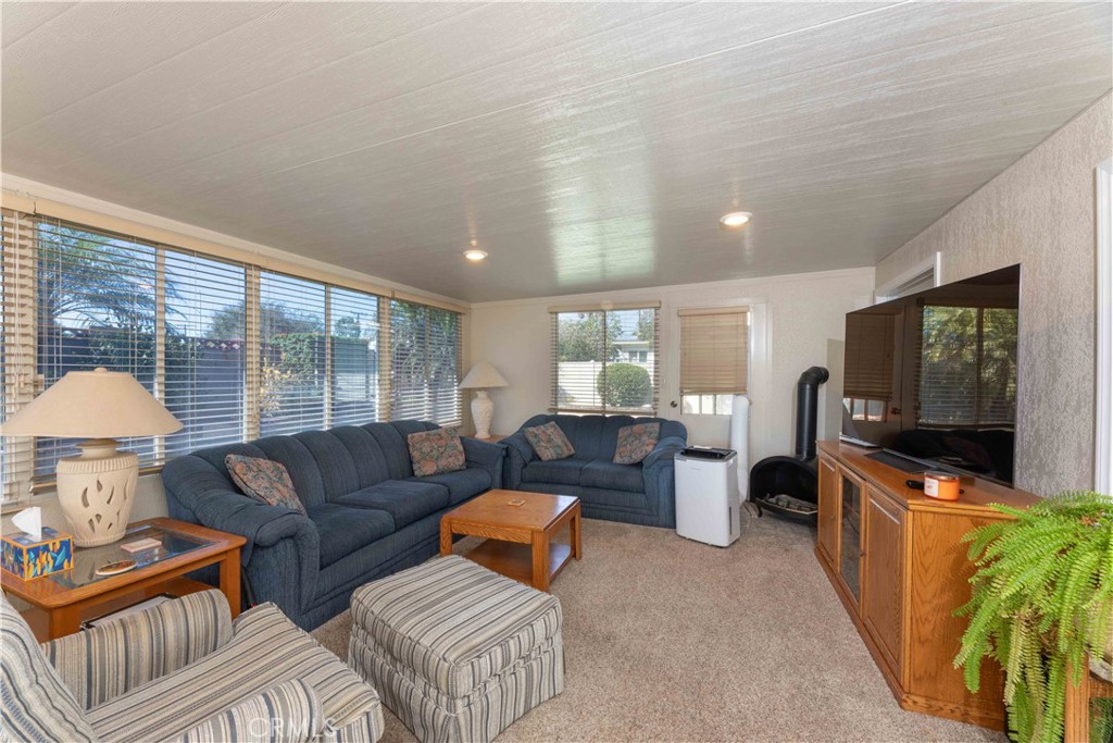 19271 Harding, Huntington Beach CA 92646 - photo 17