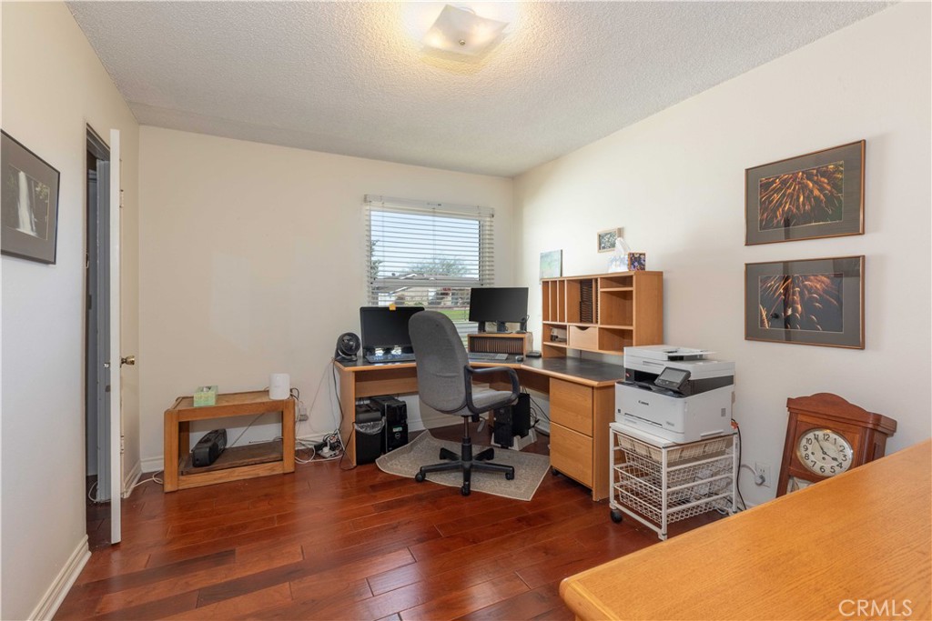 Office/Bedroom - 19271 Harding, Huntington Beach CA 92646 - photo 21