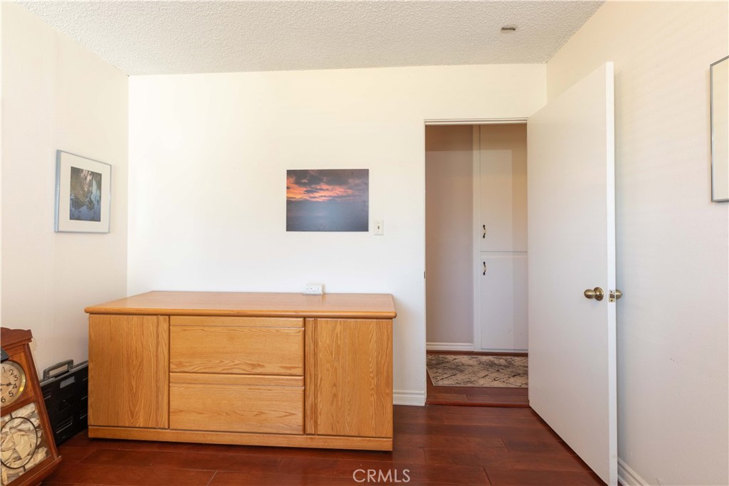 19271 Harding, Huntington Beach CA 92646 - photo 22