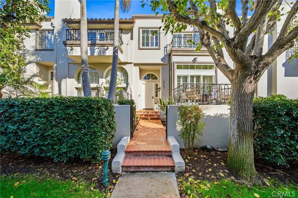 FRONT DOOR WITH PATIO - 19281 Meadowood, Huntington Beach CA 92648 - photo 1