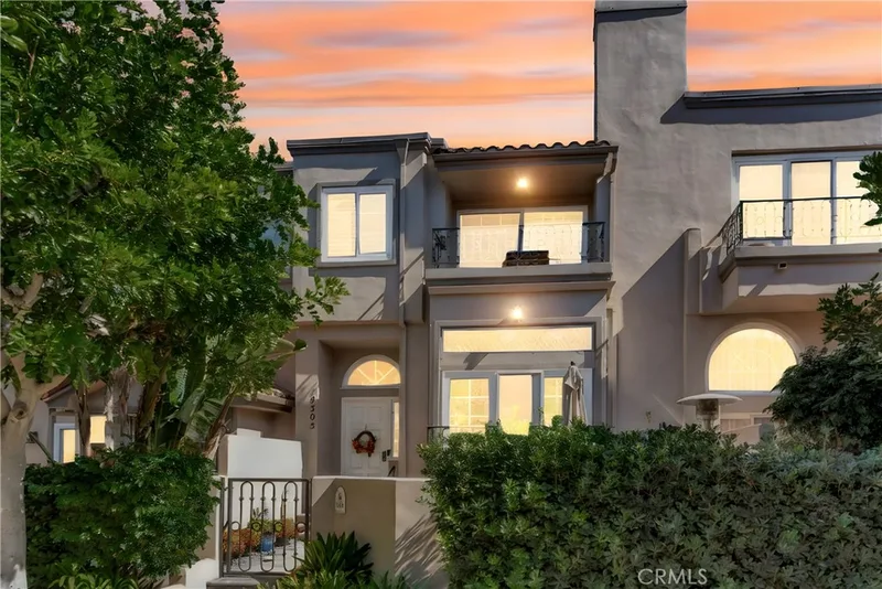 19305 Champion Lane, Huntington Beach, CA 92648
