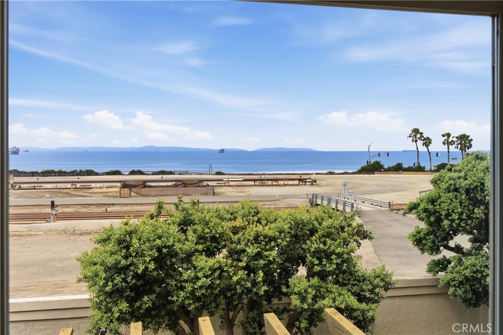 19307 Surfview, Huntington Beach CA 92648 - photo 1
