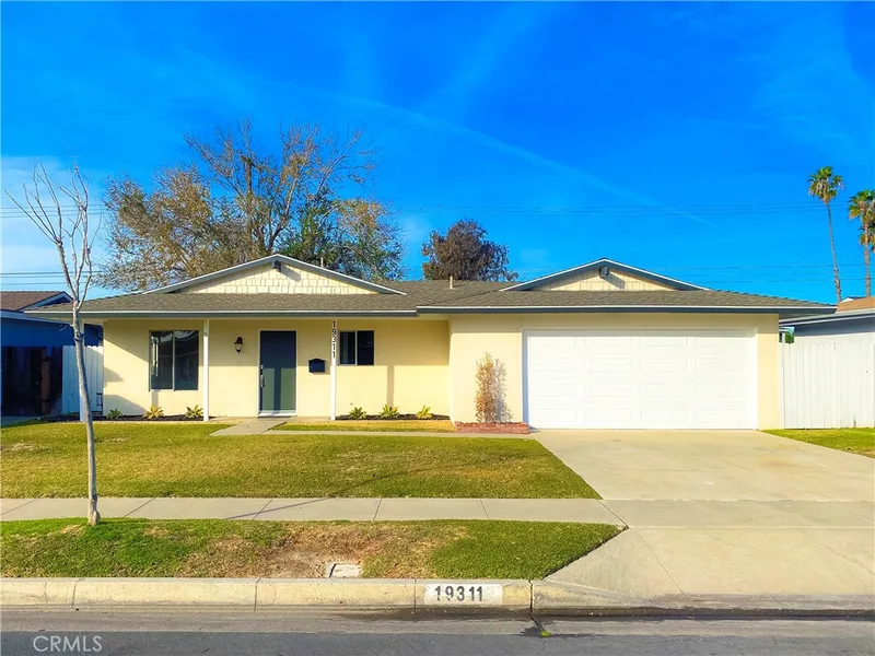 19311 Waterbury, Huntington Beach, CA 92646