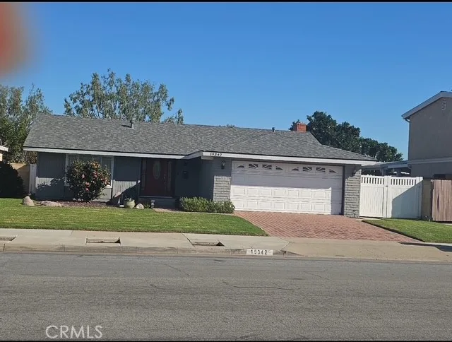 19342 Mclaren, Huntington Beach, CA 92646