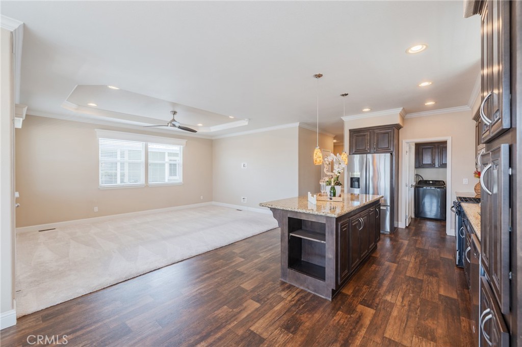 Laminate flooring - 19350 Ward #24 Street, Huntington Beach CA 92646 - photo 8