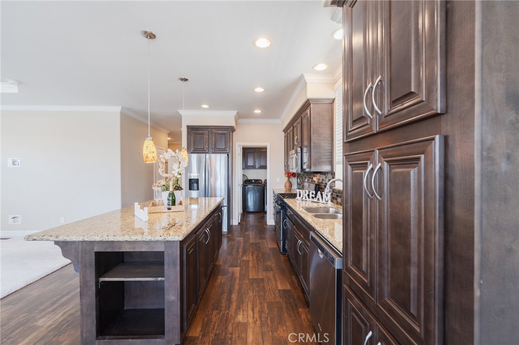Lots of cabinet space - 19350 Ward #24 Street, Huntington Beach CA 92646 - photo 12