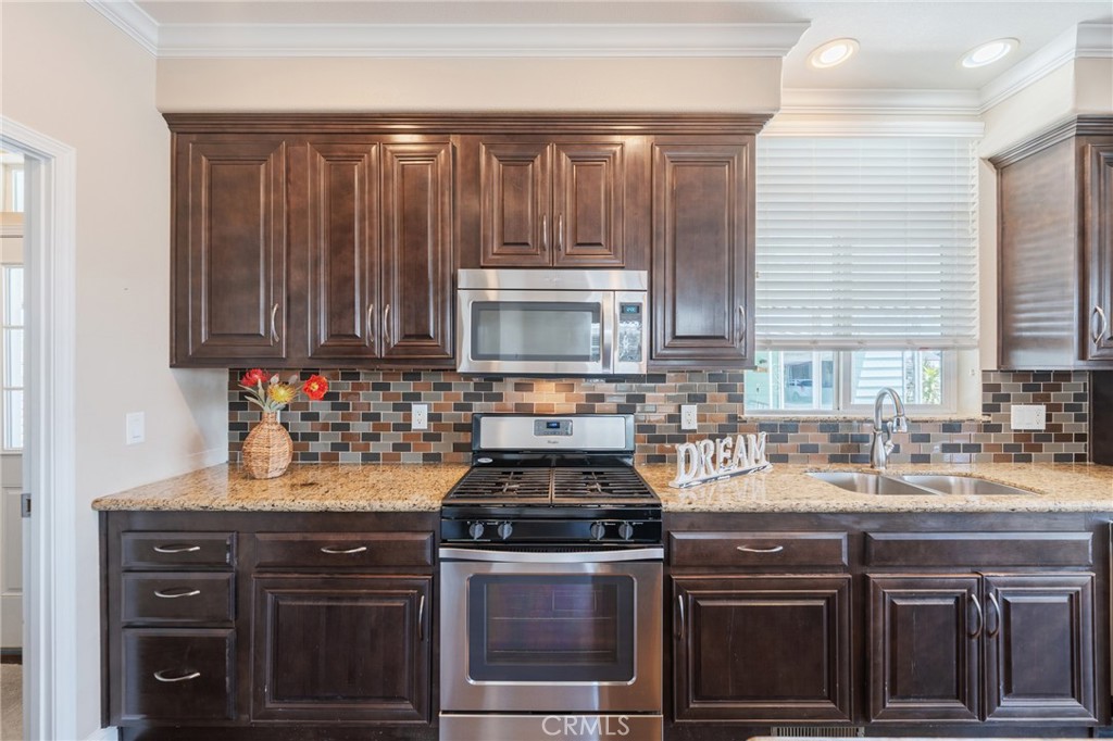 Stainless steel appliances - 19350 Ward #24 Street, Huntington Beach CA 92646 - photo 14