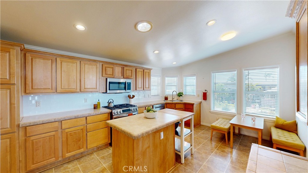 19350 Ward Street 42, Huntington Beach CA 92646 - photo 2