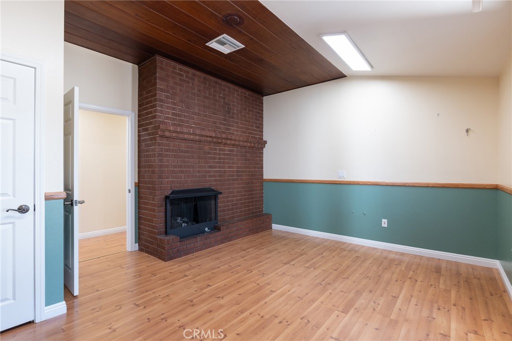 19361 Beach Blvd., Huntington Beach CA 92648 - photo 4