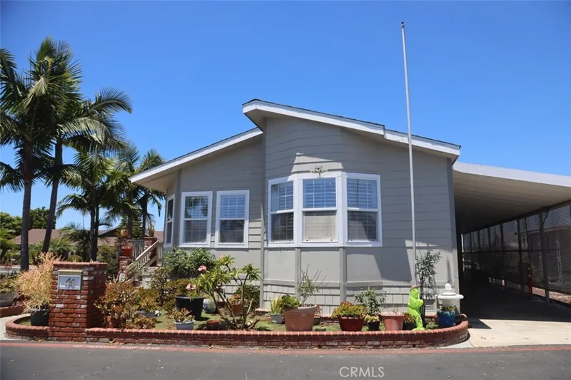 19361 Brookhurst St 44, Huntington Beach, CA 92646