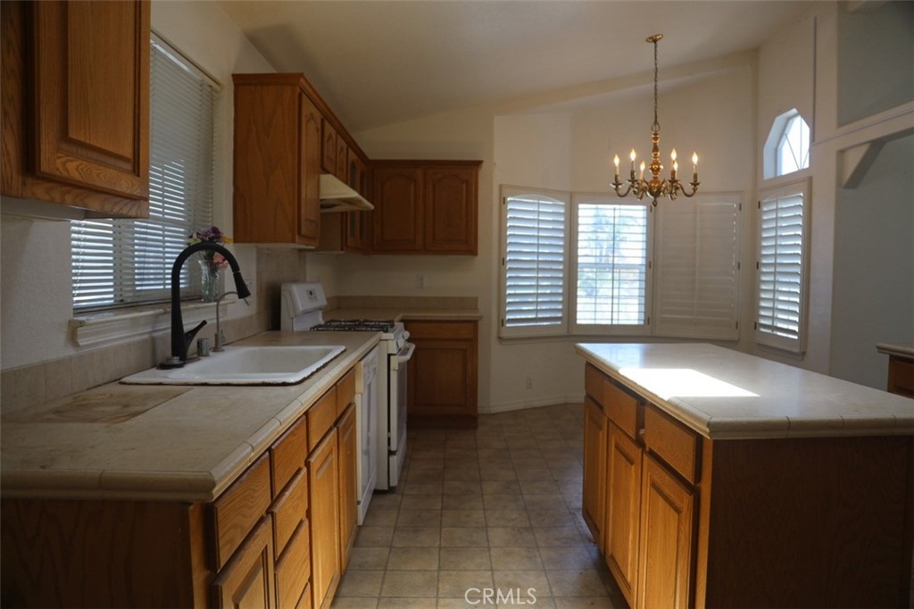 19361 Brookhurst St 44, Huntington Beach CA 92646 - photo 24