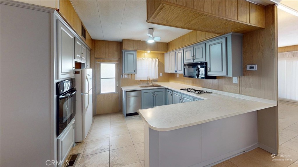 19361 Brookhurst Street 122, Huntington Beach CA 92646 - photo 4