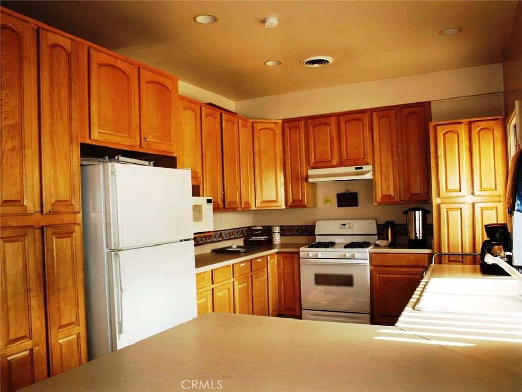 19361 Brookhurst Street 122, Huntington Beach CA 92646 - photo 28