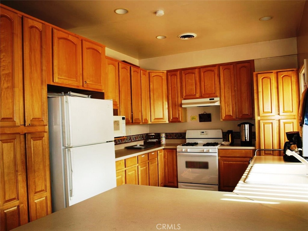 19361 Brookhurst Street 146, Huntington Beach CA 92646 - photo 33
