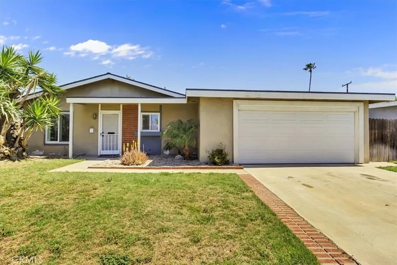 19362 Brookhurst Street, Huntington Beach, CA 92646
