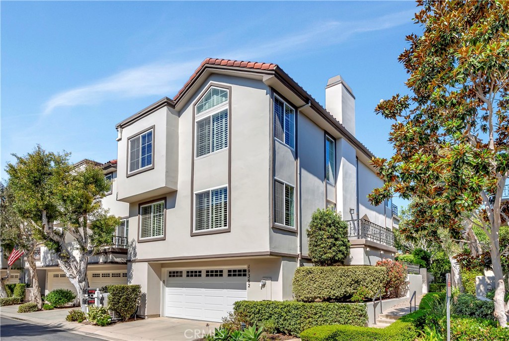19362 Maidstone Lane, Huntington Beach CA 92648 - photo 1
