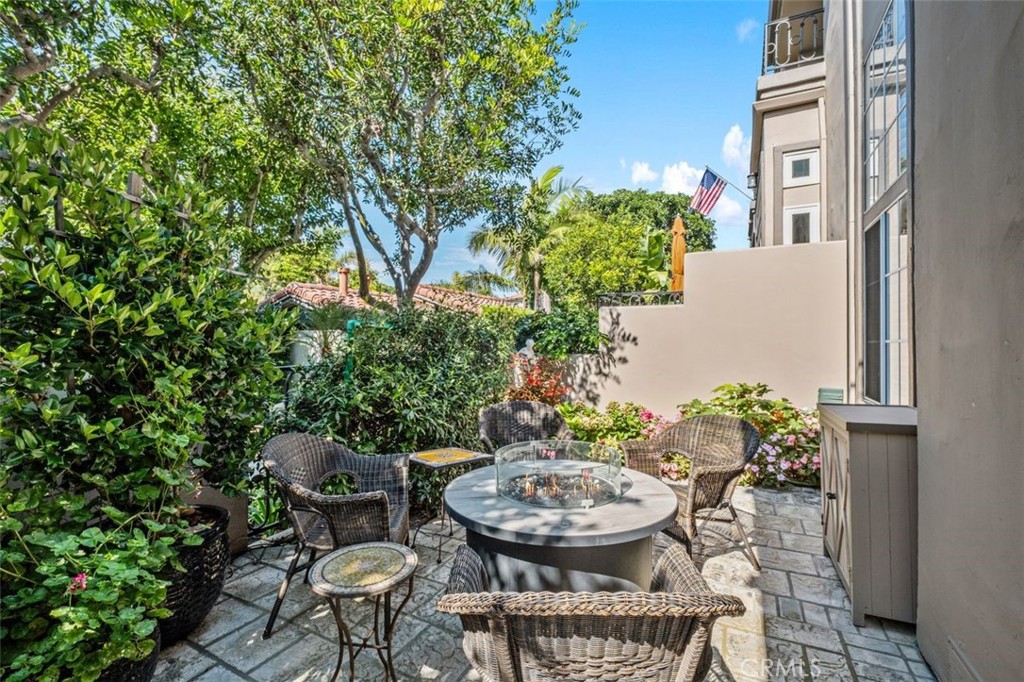 19373 Peachtree, Huntington Beach CA 92648 - photo 1