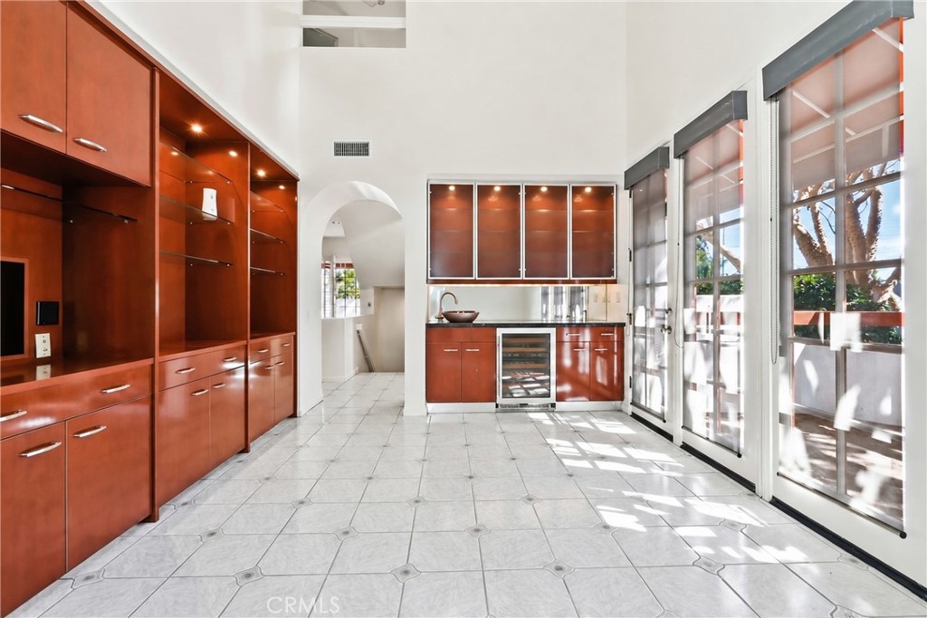 Dining area off kitchen - 19481 Pompano Lane 112, Huntington Beach CA 92648 - photo 4