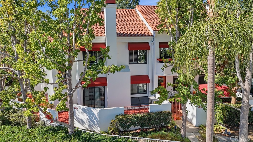 Landscaped exterior - 19481 Pompano Lane 112, Huntington Beach CA 92648 - photo 7