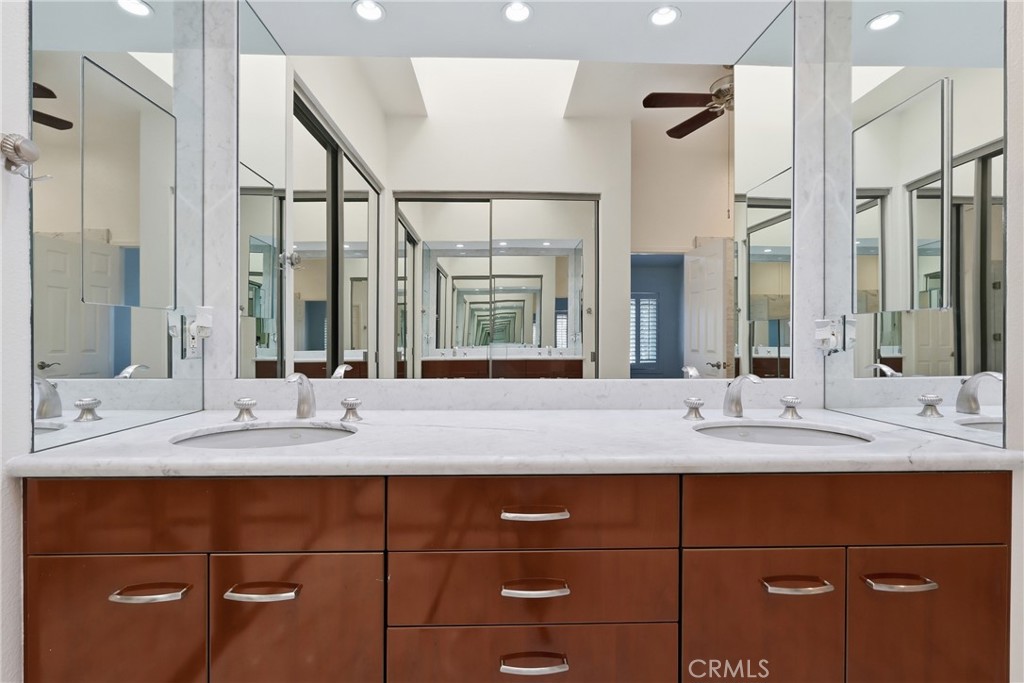 Primary bathroom - 19481 Pompano Lane 112, Huntington Beach CA 92648 - photo 13