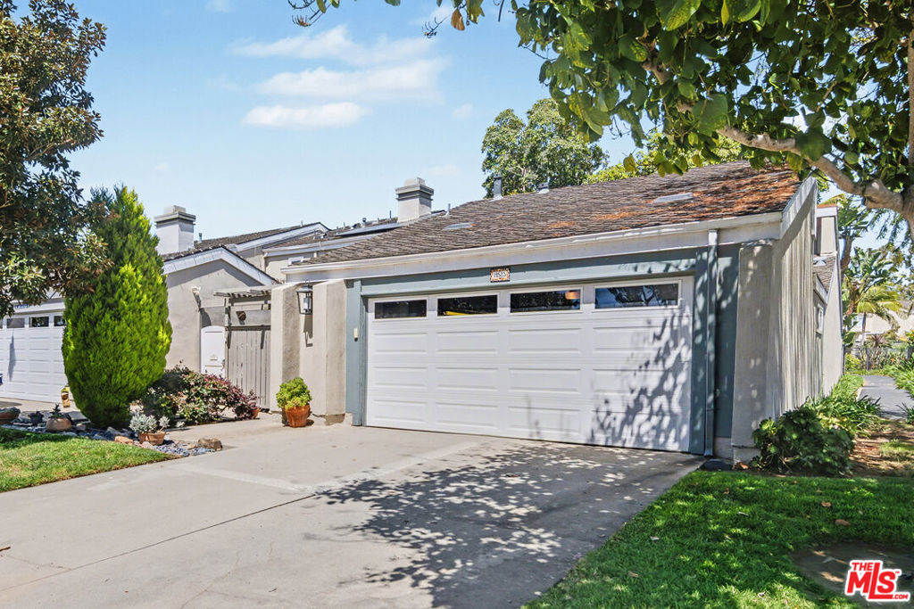 19525 Starfish Lane, Huntington Beach CA 92648 - photo 25