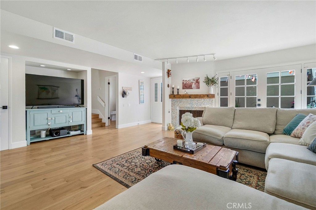 Built in dry bar area currently used as entertainment center. - 19532 Sandcastle, Huntington Beach CA 92648 - photo 1