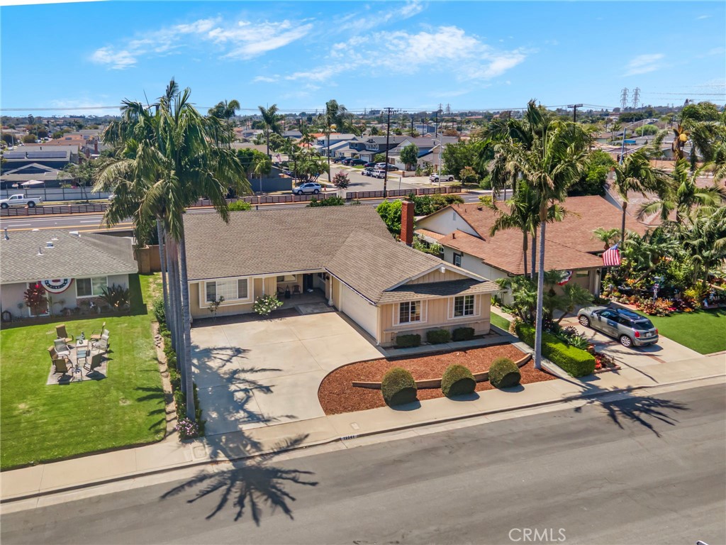 19541 Hartsdale, Huntington Beach CA 92646 - photo 1