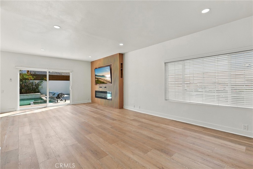19552 Helena Circle, Huntington Beach CA 92646 - photo 11
