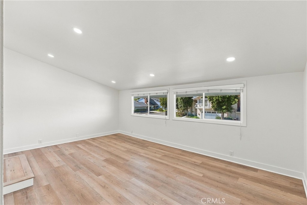 19552 Helena Circle, Huntington Beach CA 92646 - photo 24